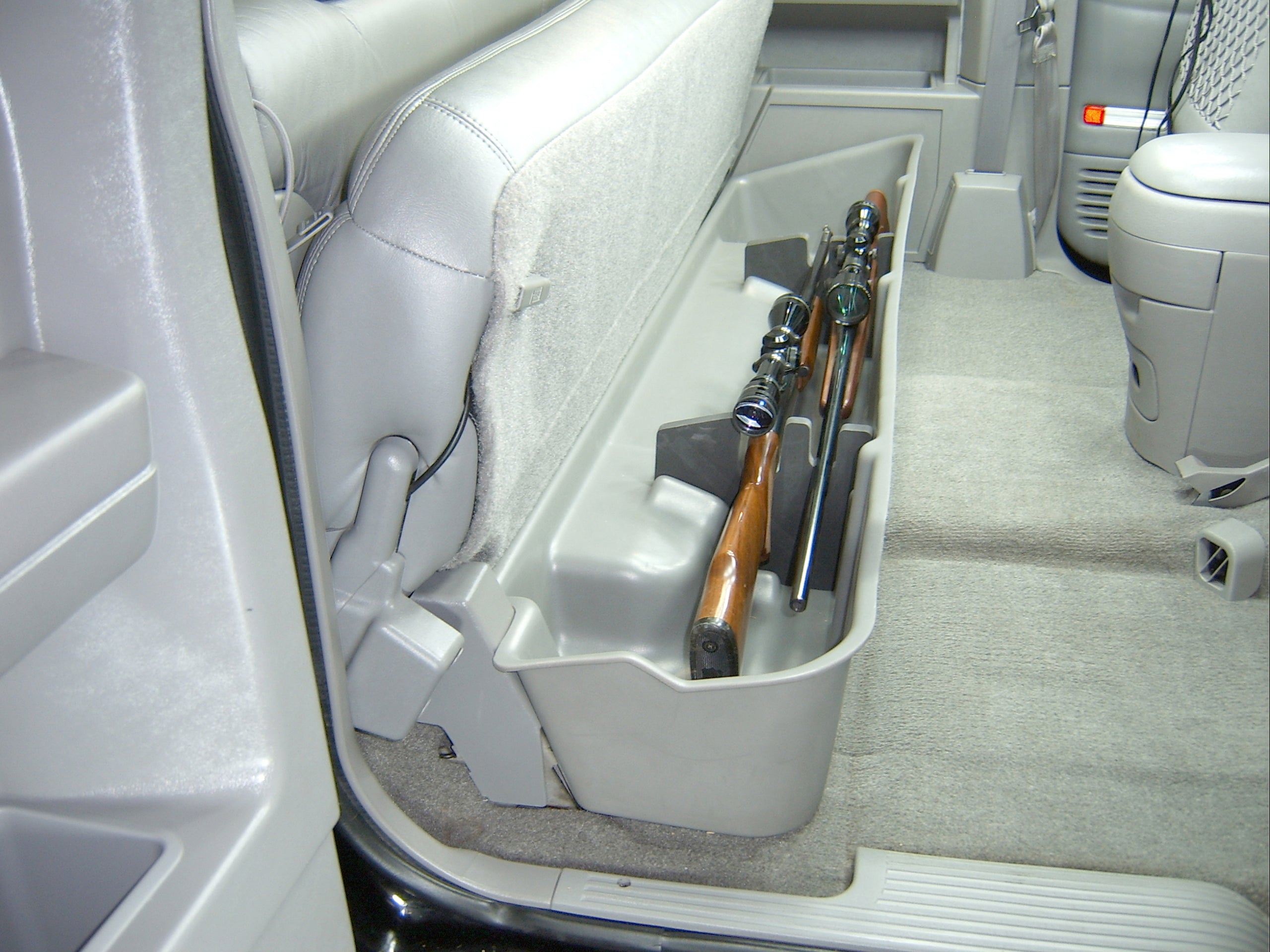 DÜHA Under Seat Storage | Fits 1988-1999 Chevrolet/GMC C/K Model Extended Cab