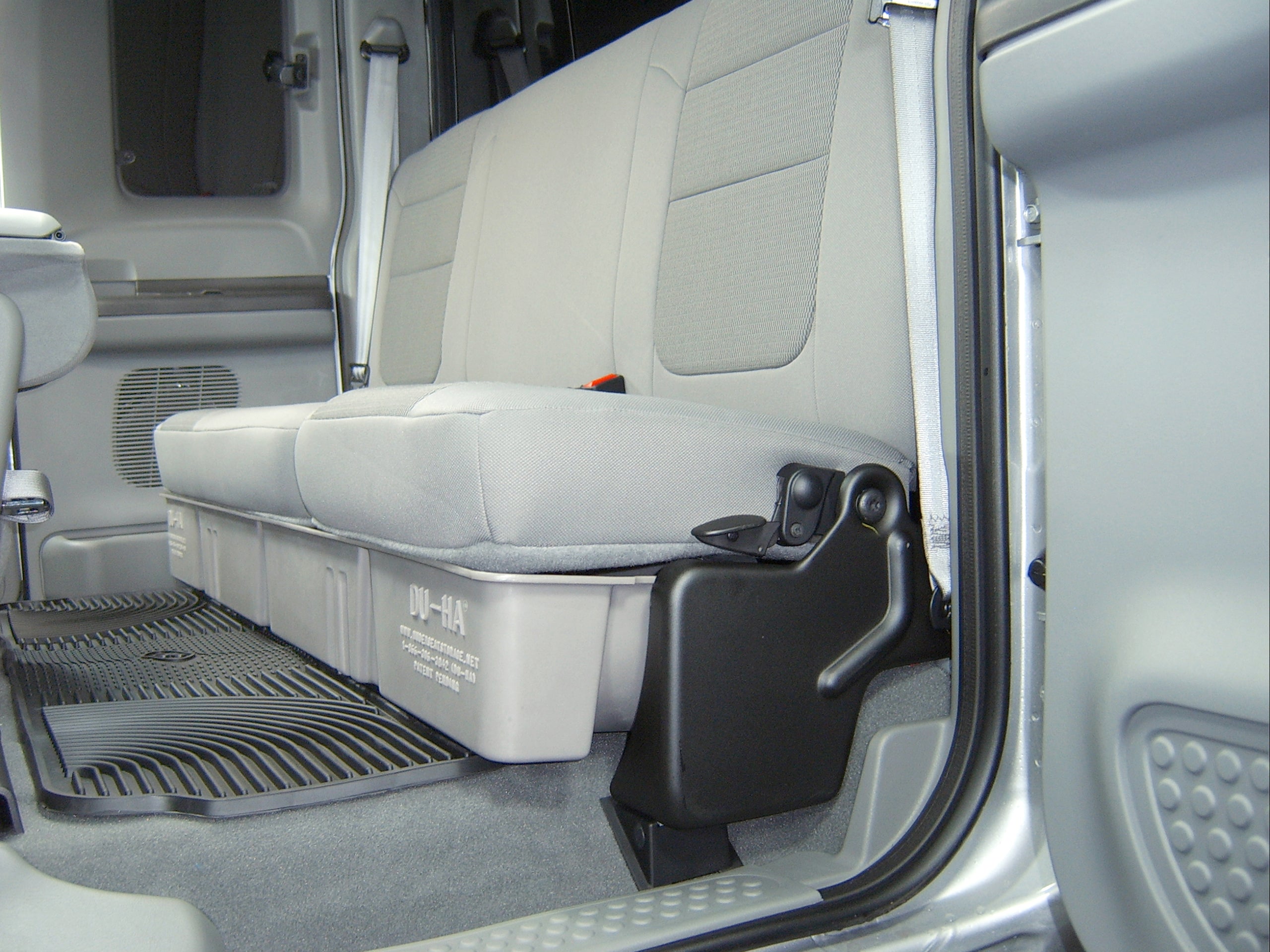 Under Seat Storage for 2000-2016 Ford F-250-F-550 Super Duty SuperCab (No Subwoofer) | DÜHA
