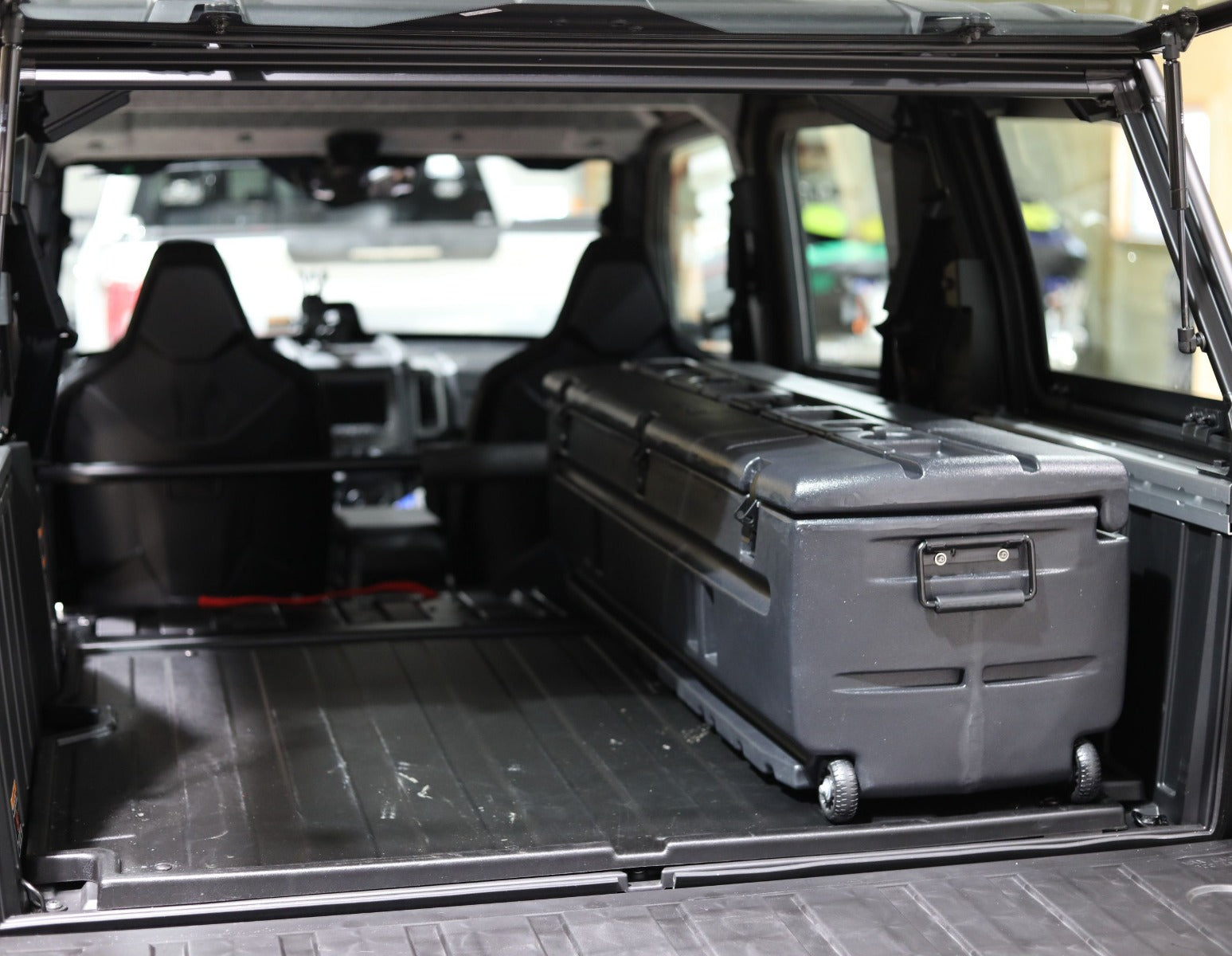 DÜHA Tote Gun and Gear Truck Storage Box | Heavy-Duty, Portable Rolling Toolbox or Gun Case for SUV&