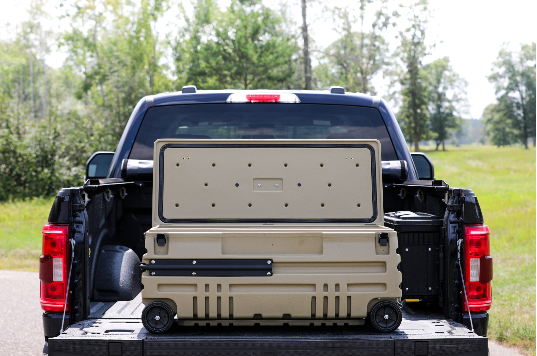 DÜHA Squad Box "Standard Duty" | Portable Lockable Storage for Trucks, Jeeps, SUVs
