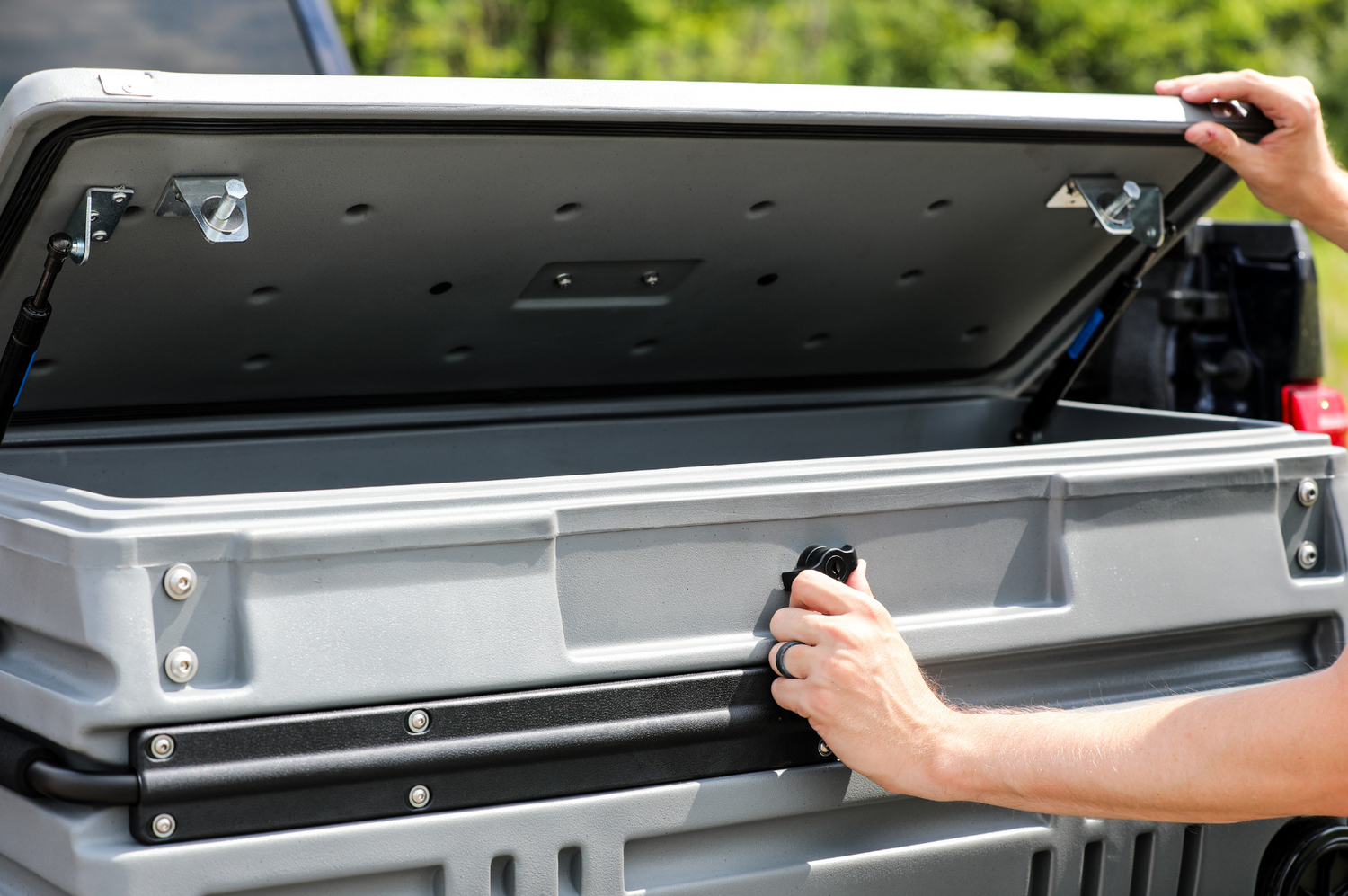 DÜHA Squad Box "Extreme Duty" | Portable Lockable Storage for Trucks, Jeeps, SUVs