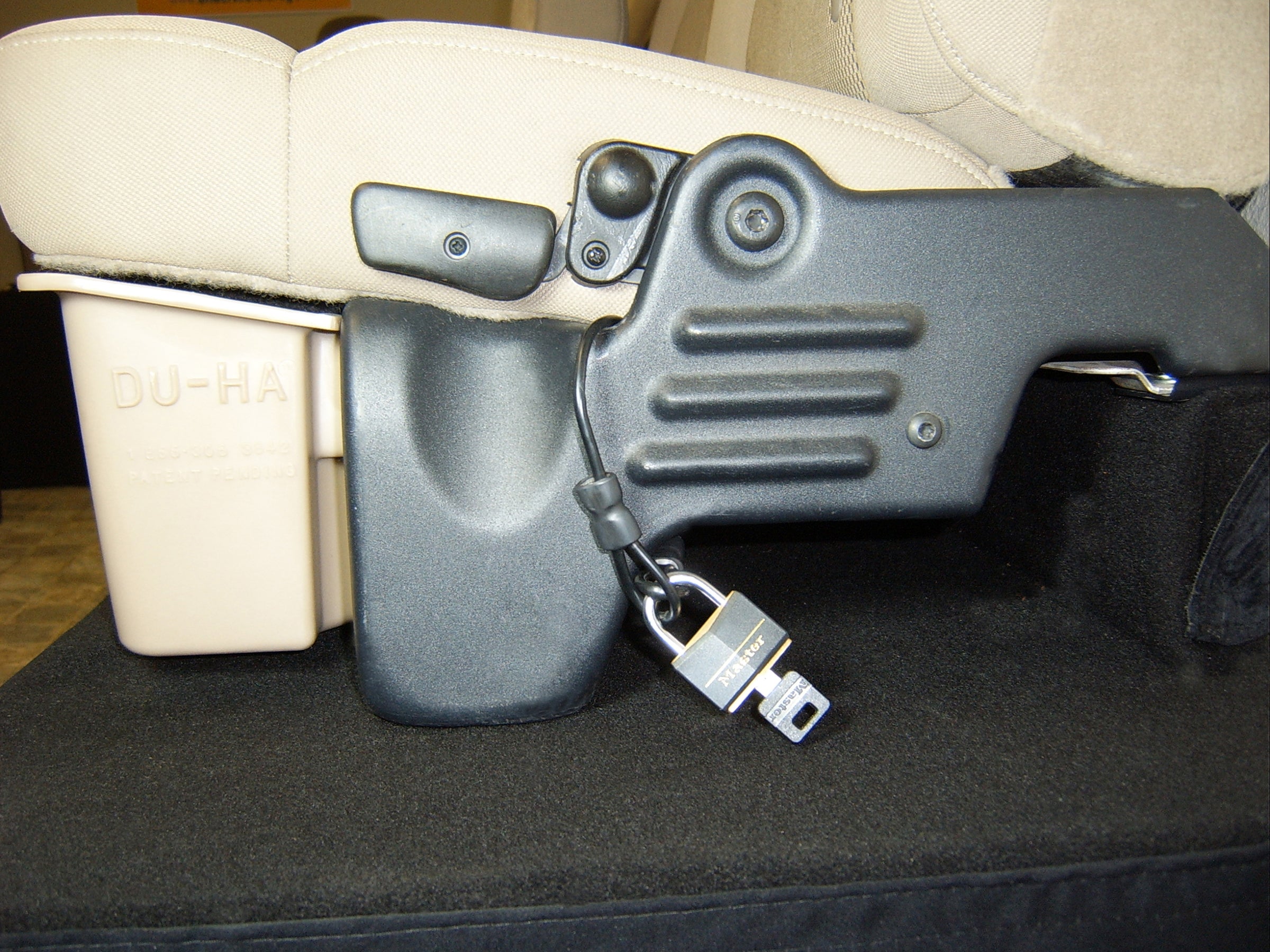DÜHA Ford Lock Kit