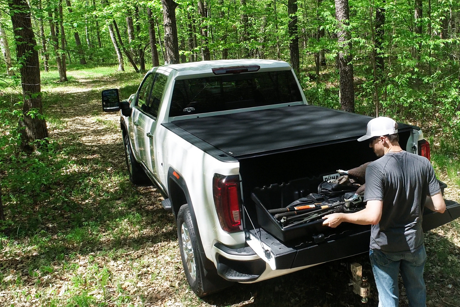 DÜHA CargoStop™ - Truck Bed Cargo Management Solution