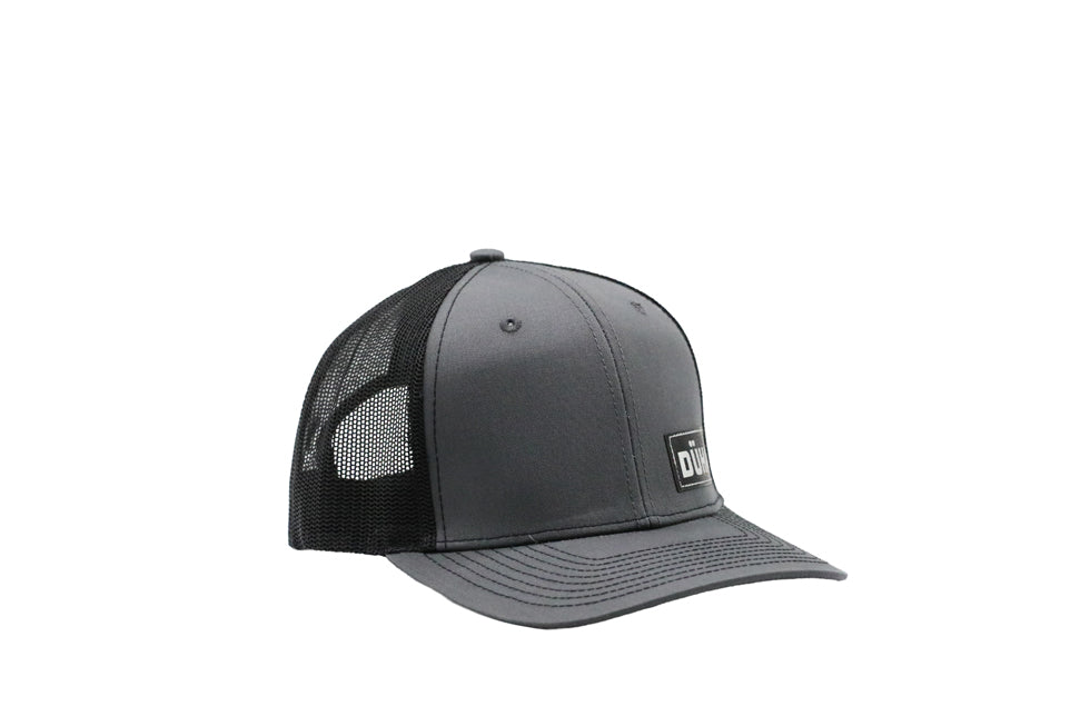 DÜHA Snapback Trucker Cap