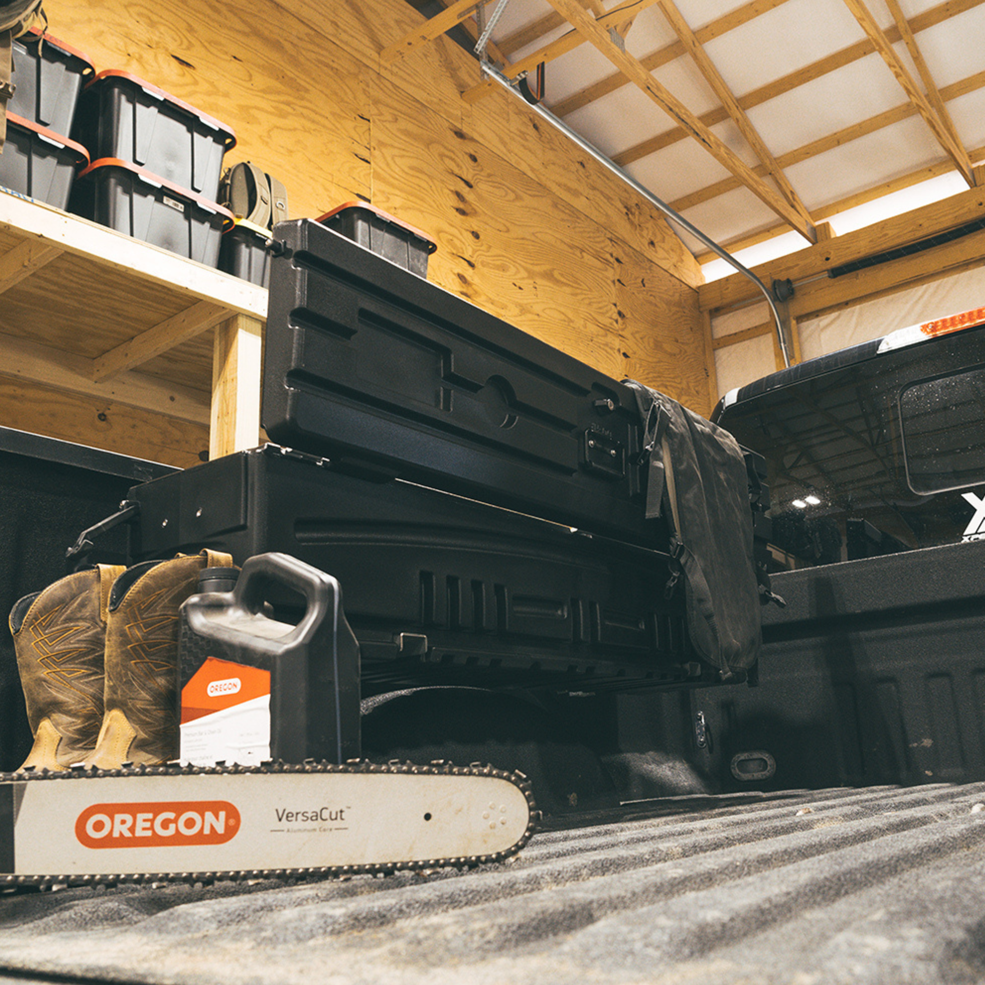 DÜHA Side Toolbox and Gear Storage "Humpstor" fits Open Beds, Under Most Tonneaus, and Toppers with Side Open Windows | Black Heavy-Duty Side Tool Box, Includes Mounting Hardware and Dividers