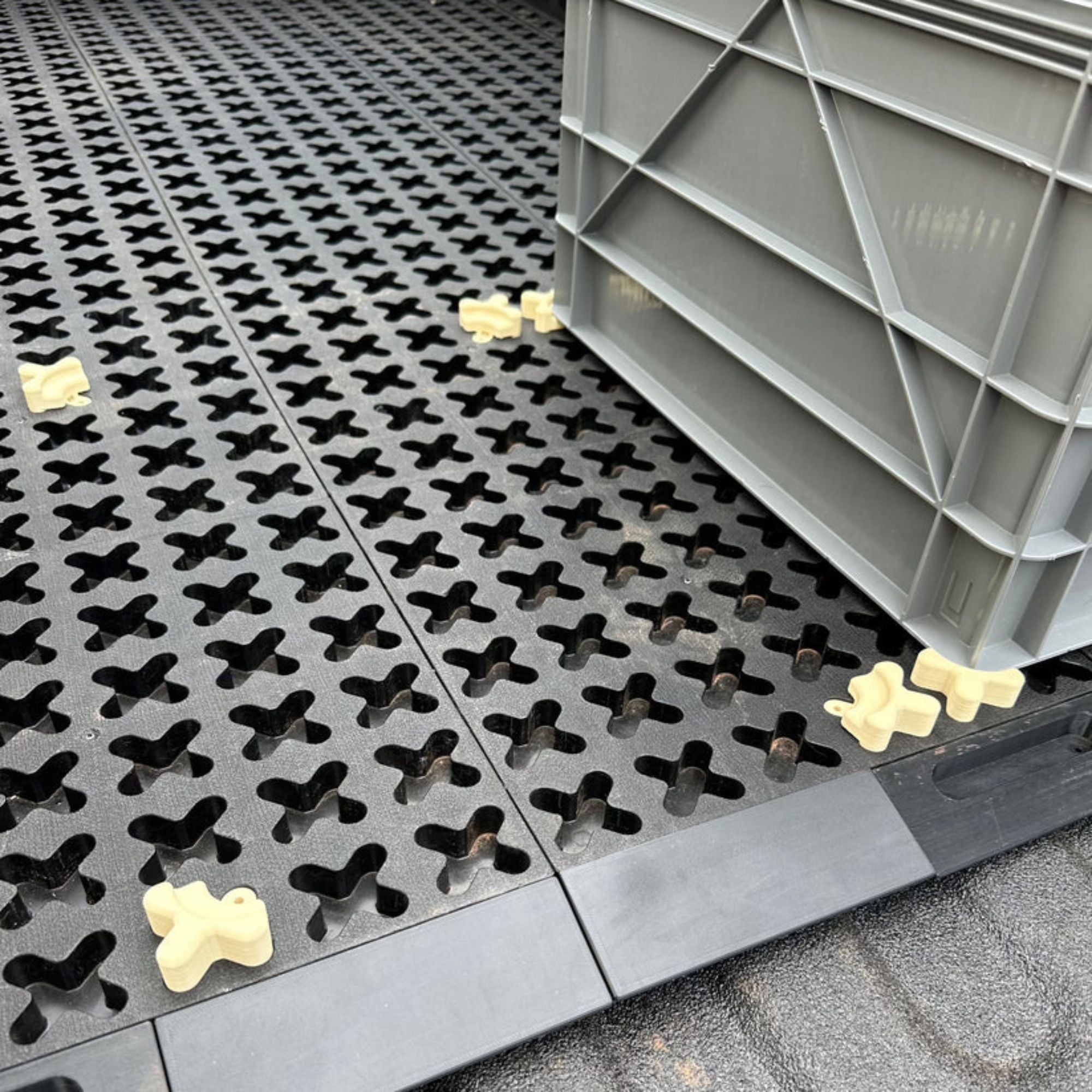 Tmat Anchors for Sidio Storage Crates (Set of 4)