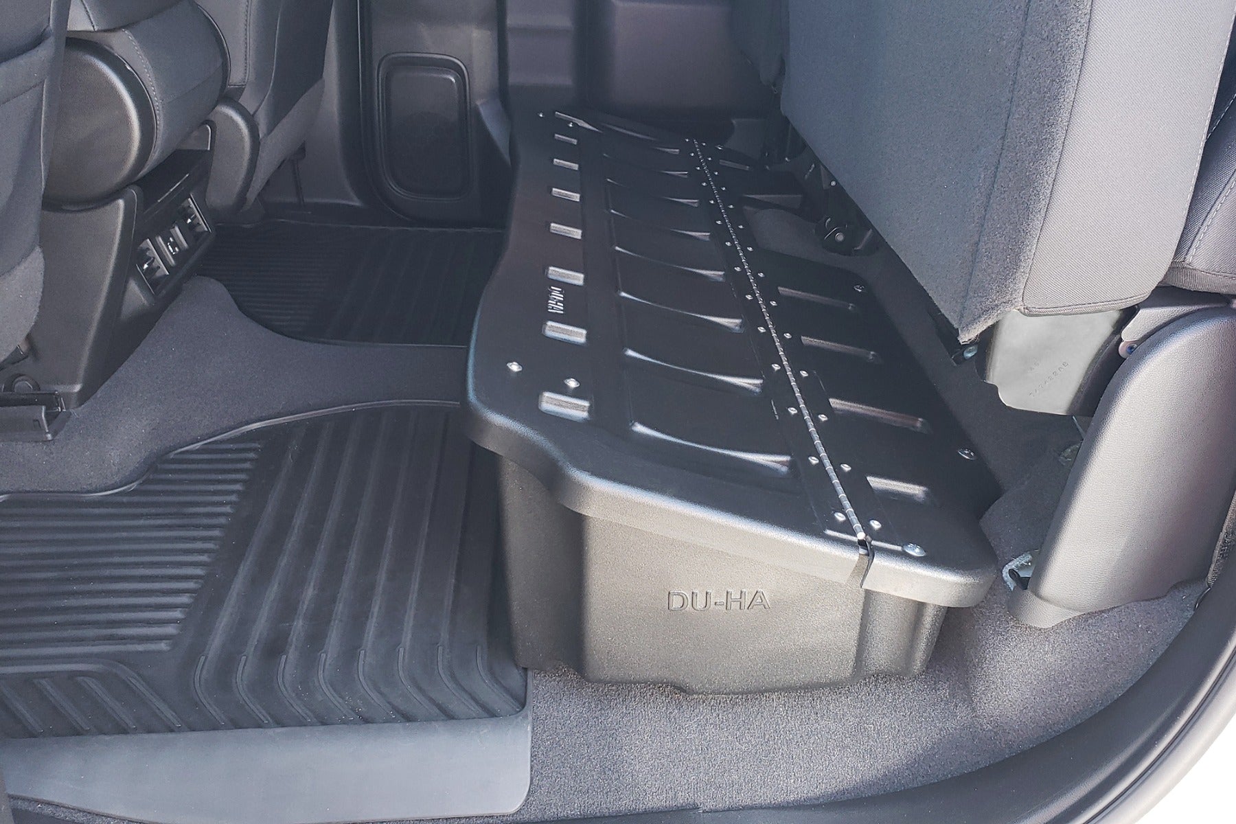 DÜHA Lockable Heavy-Duty Under Seat Storage, Includes 2 Keys for 2019-2024 Chevy Silverado/GMC Sierra Light Duty Crew Cab &amp; 2020-2024 Heavy Duty Crew Cab