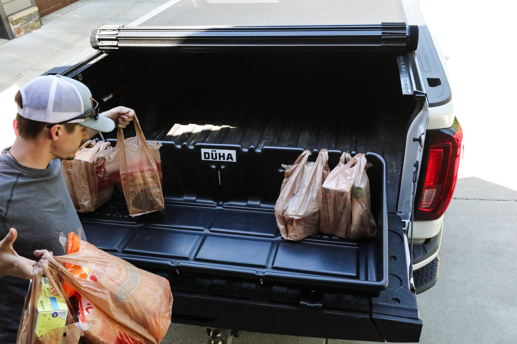 DÜHA CargoStop™ Full Size 56&quot; - Truck Bed Cargo Management Solution