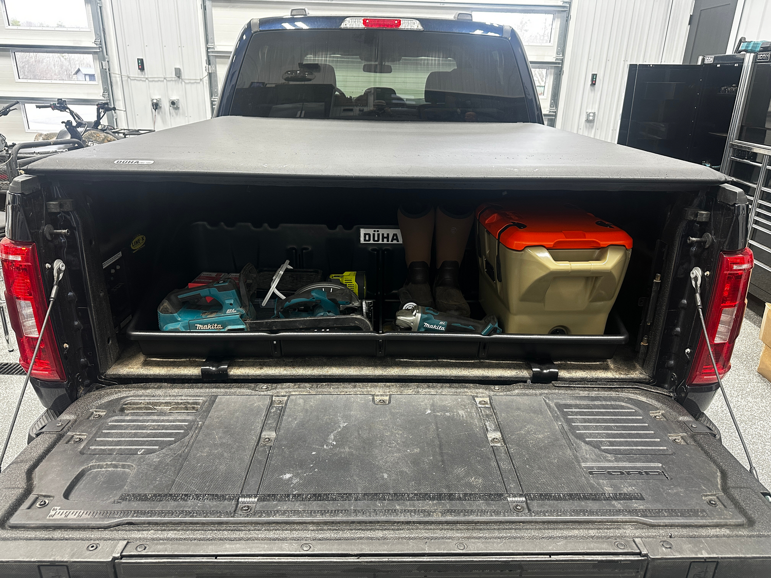 DÜHA CargoStop™ Full Size 56&quot; - Truck Bed Cargo Management Solution