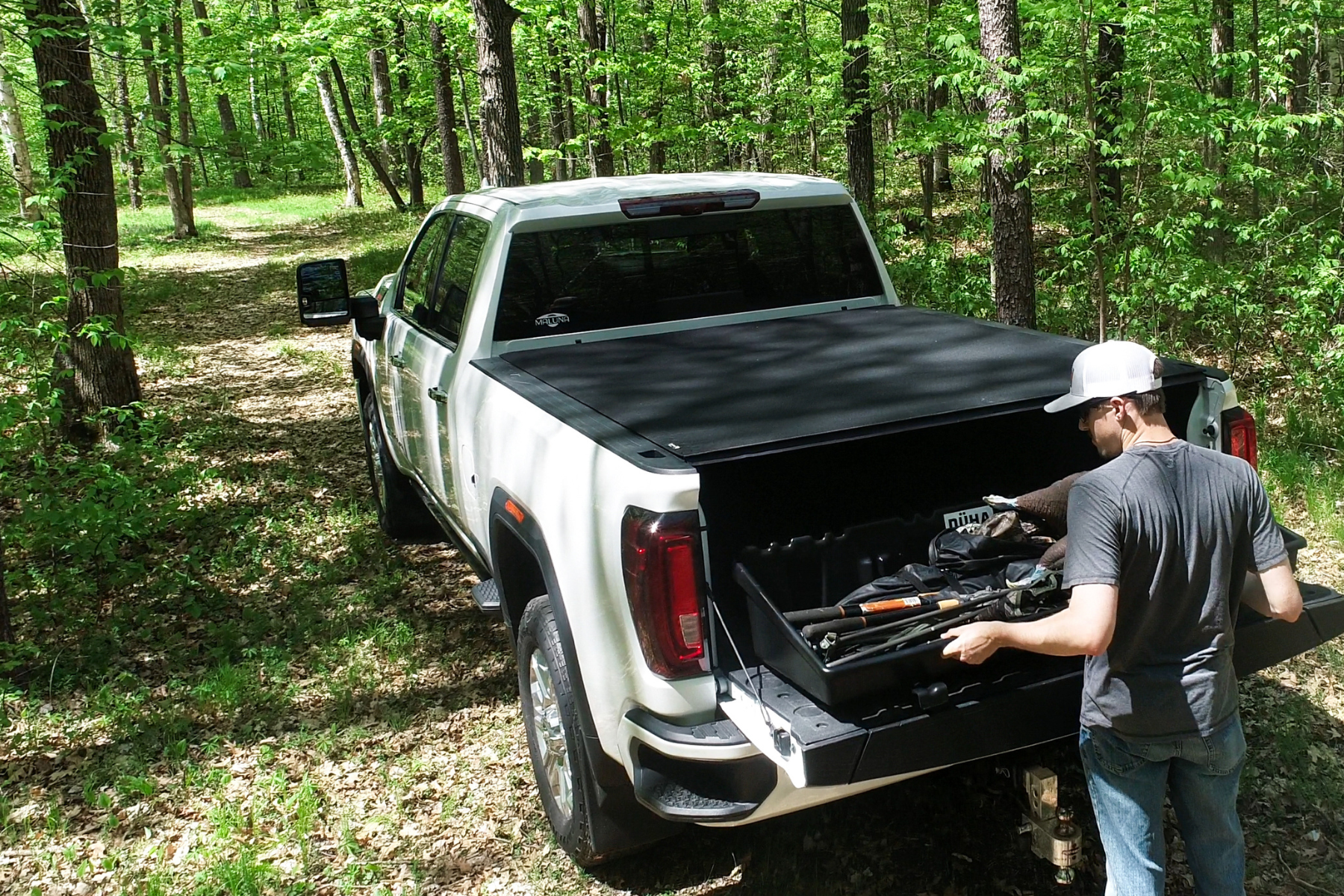 DÜHA CargoStop™ Full Size 56&quot; - Truck Bed Cargo Management Solution