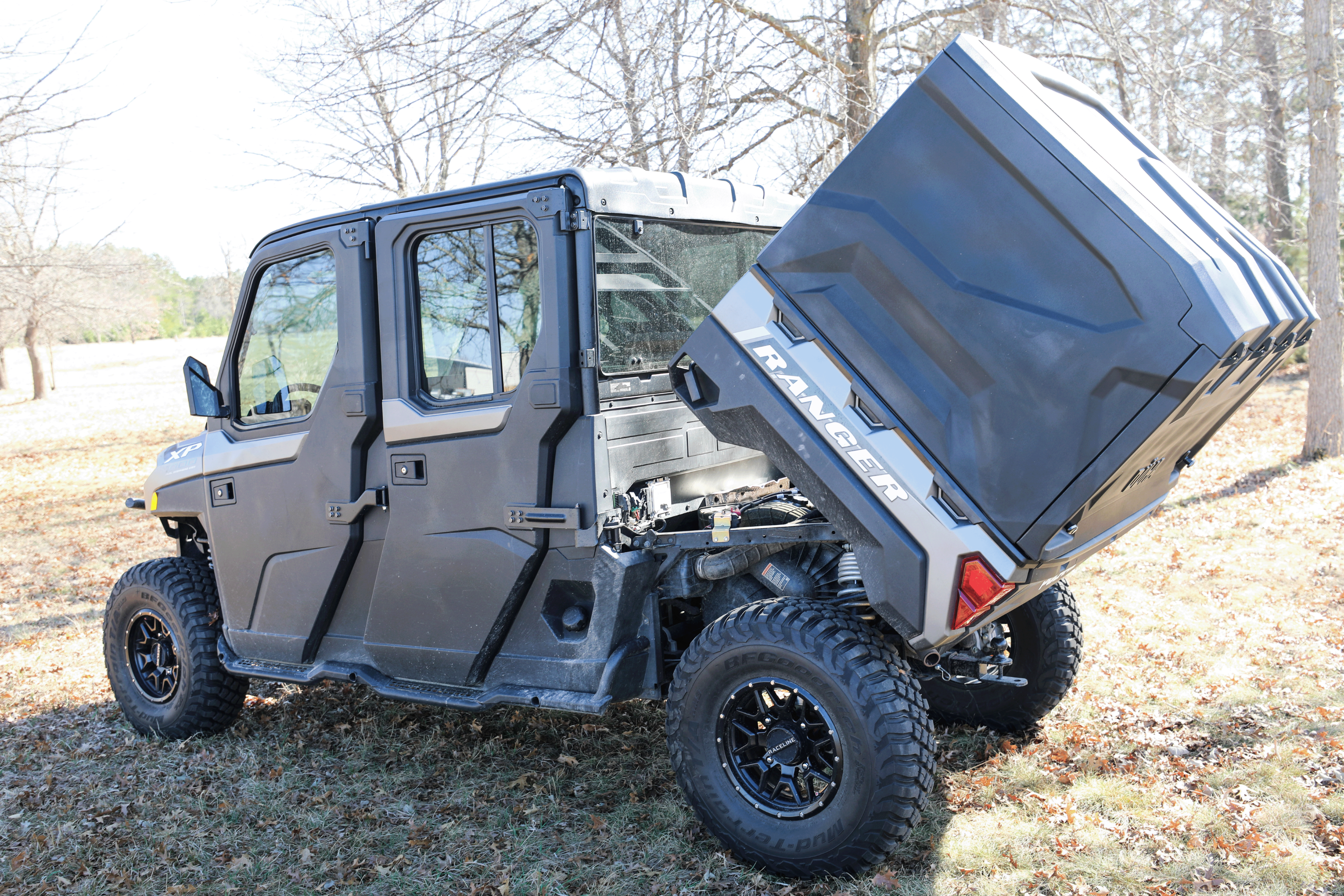 DÜHA UTV Topper hard-shell cargo bed cover