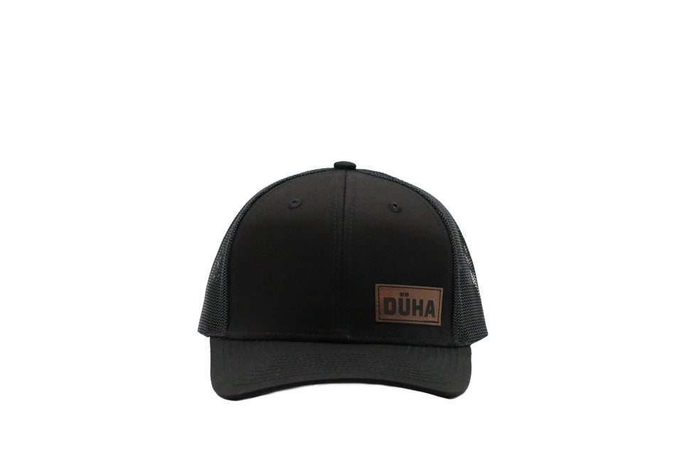 DÜHA Snapback Trucker Cap