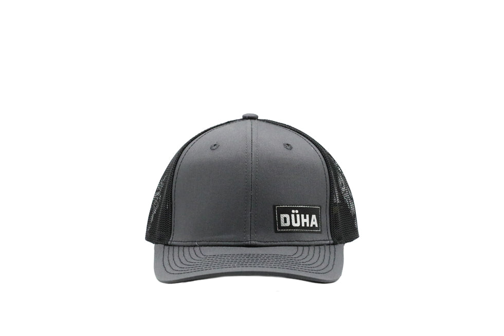 DÜHA Snapback Trucker Cap